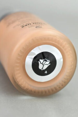 DOLCE BELLA Base de Maquillaje Velvet Touch #4 - 4990 Base de Maquillaje Velvet Touch #4